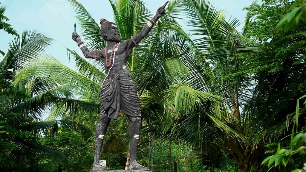 Parashurama-statue-at-mango-meadows-agricultural-theme-park-kaduthuruthy (1)